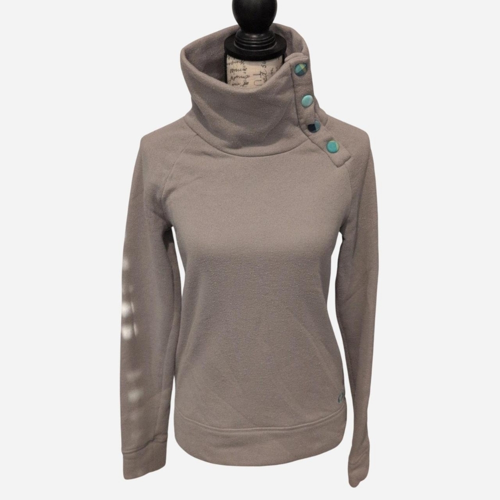 Oakley Size S sweater